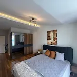 Sa Apartments! Sea View 2Bd Flat 50M To The Beach