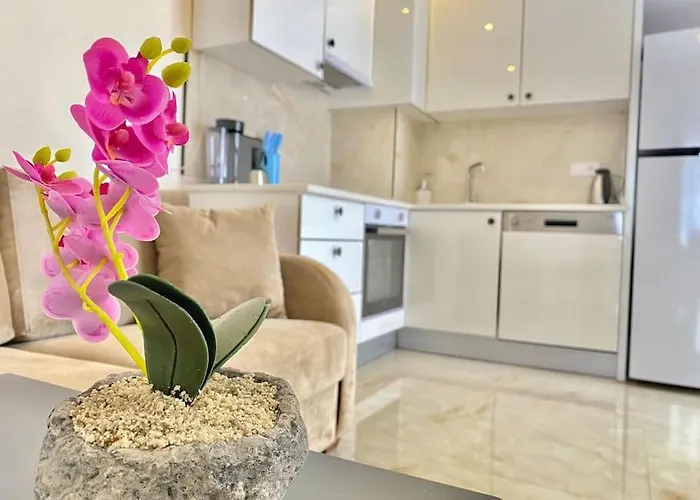 Rose 6 Comfort Living At Cleopatra