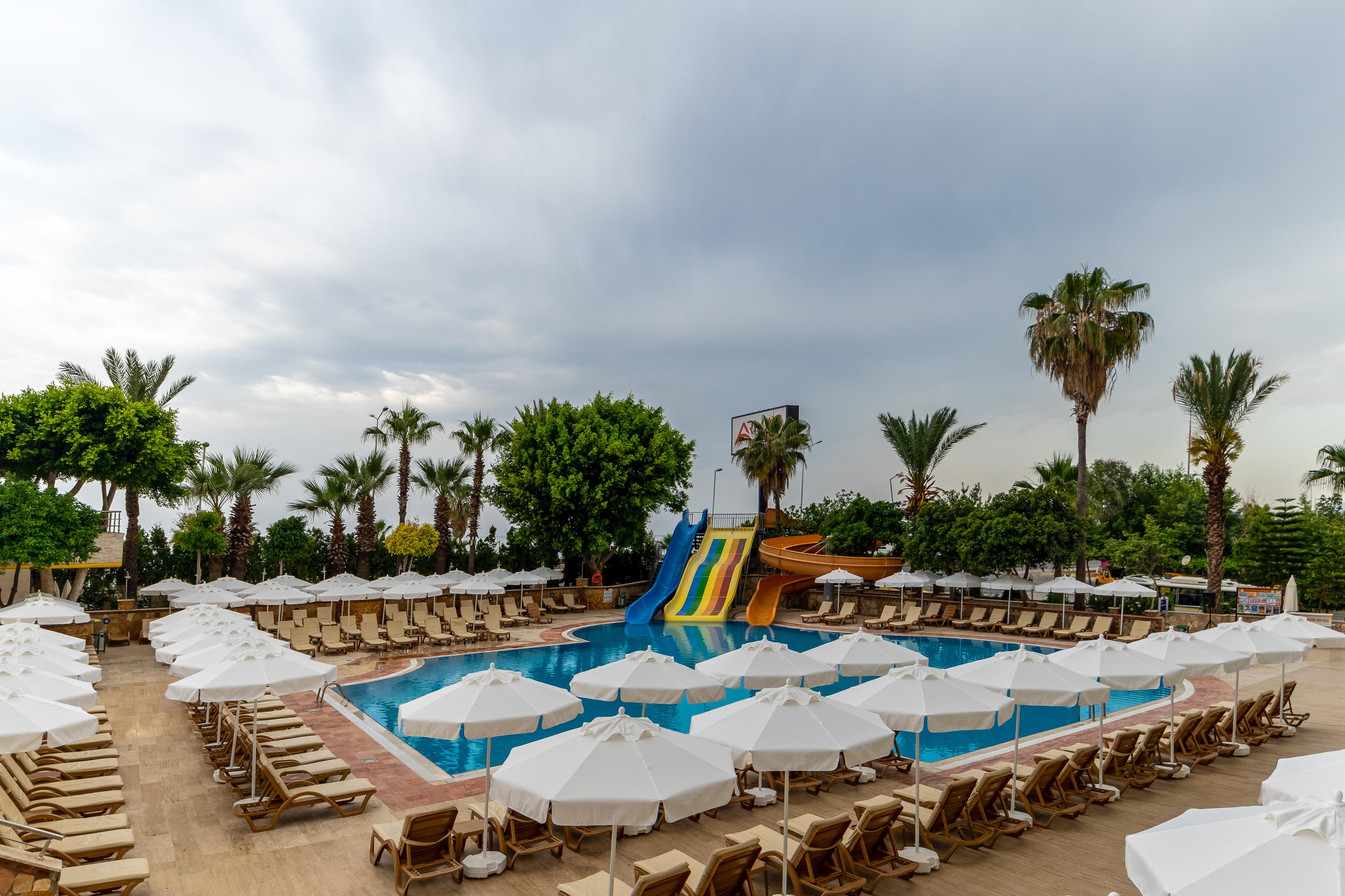 Hotel Armas Prestige