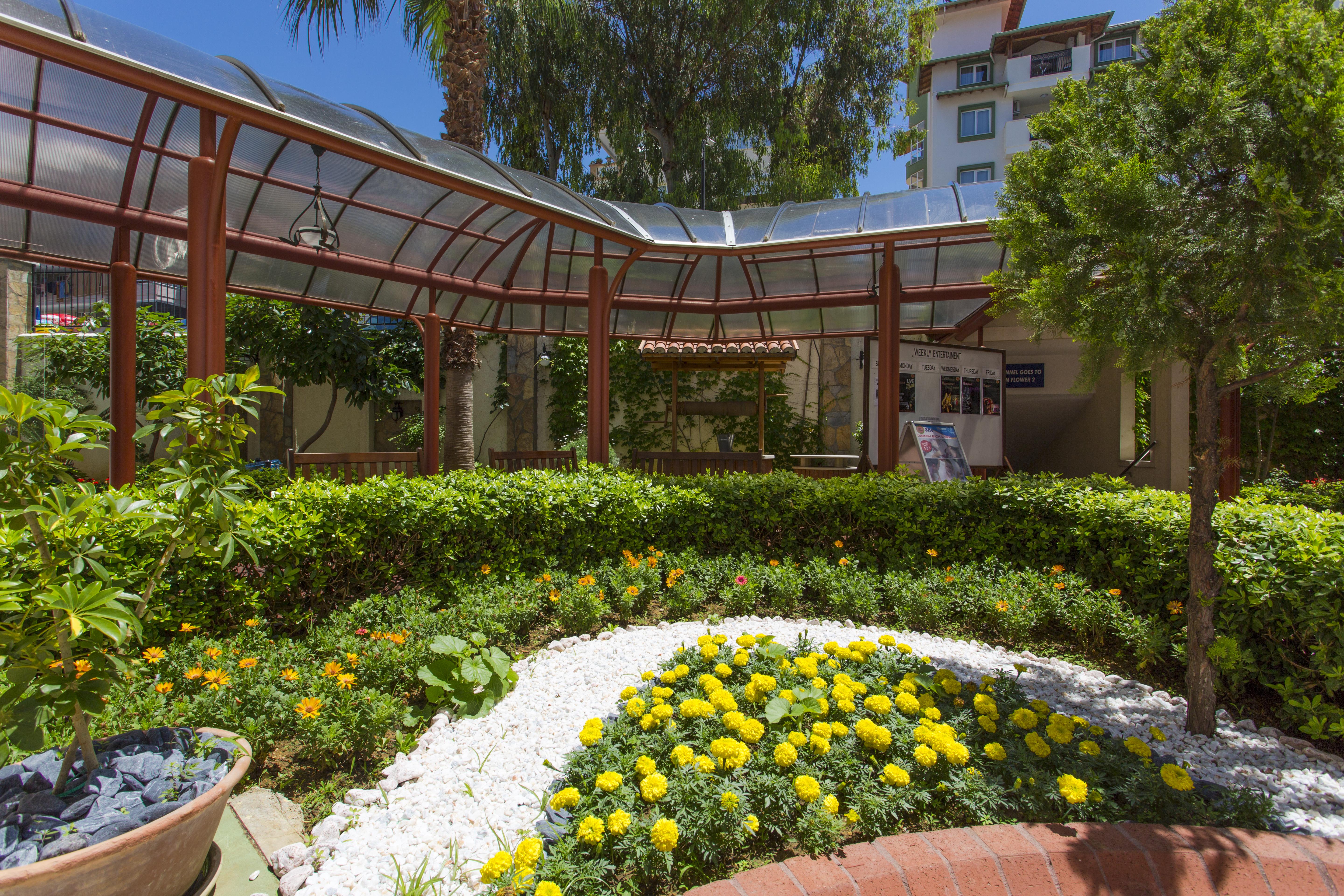 Sunflower Apart Otel