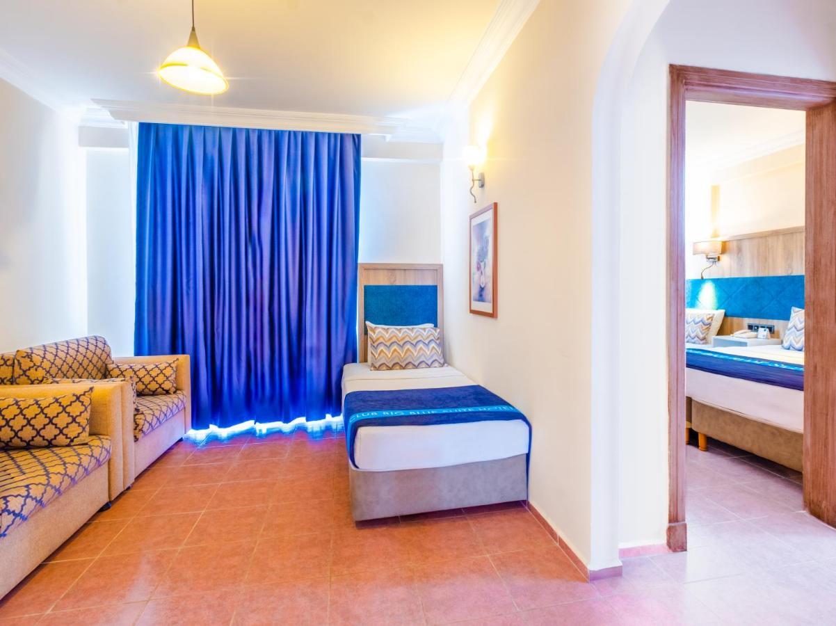 Hotel Club Big Blue 4*