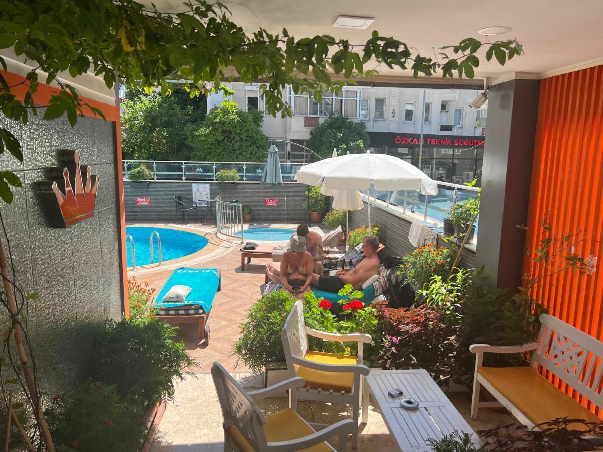 Cleopatra King Aparthotel 4*