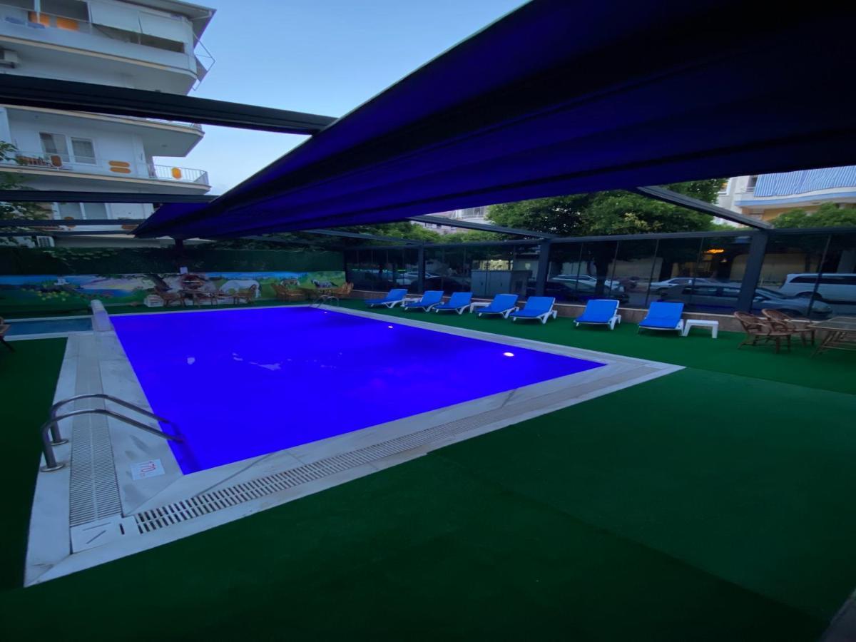 Hotel Kadeer *