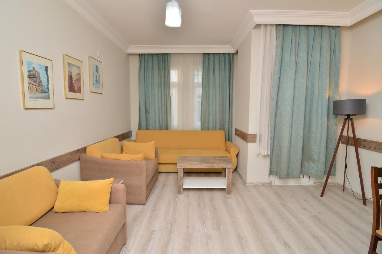 Cleopatra King Aparthotel