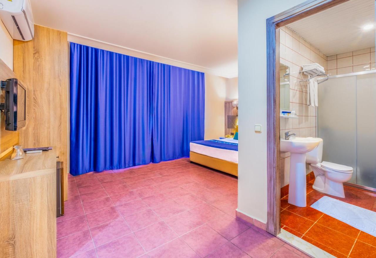 Club Big Blue 4*