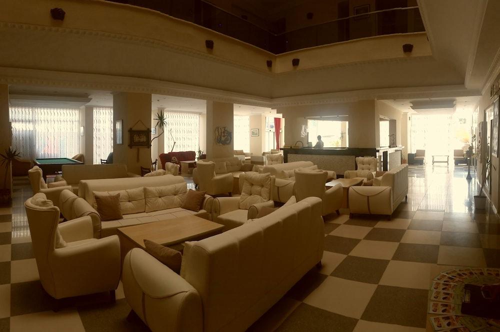 Club Bayar 4*
