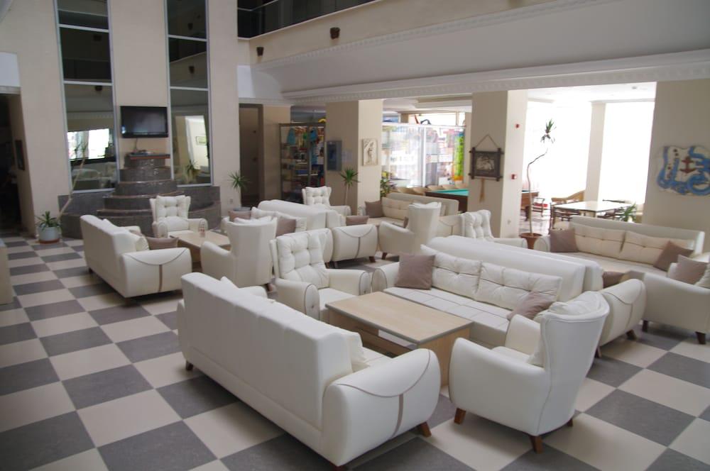 Club Bayar Hotel
