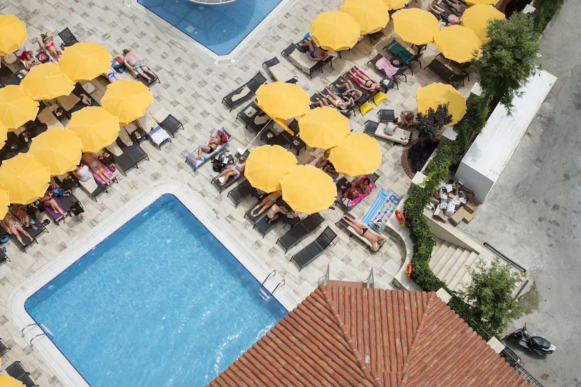 Sunflower Apart Otel 4*