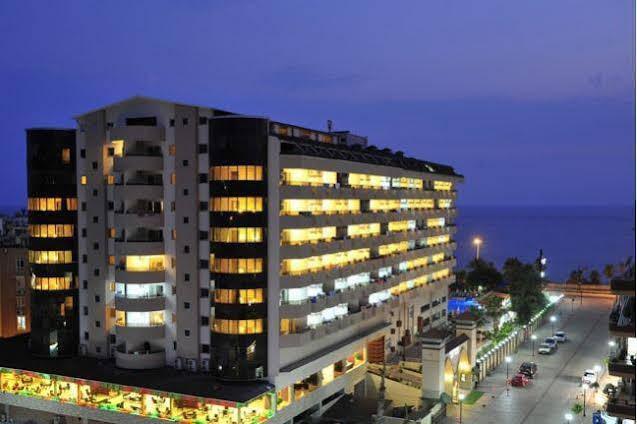 Armas Prestige Hotel