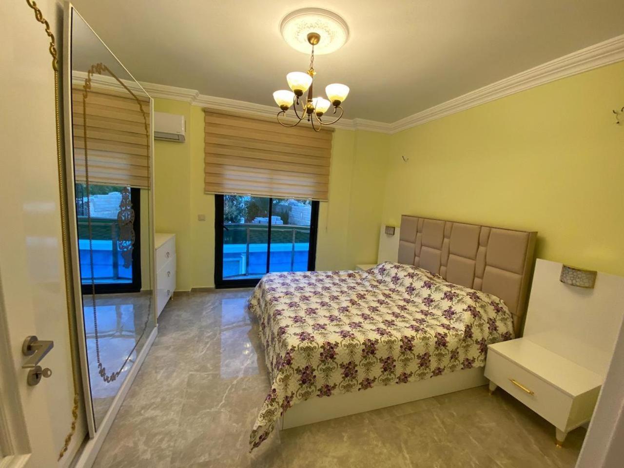 - Luxux - Rooftop - Terrasse - Whirlpool - Pool Villa *