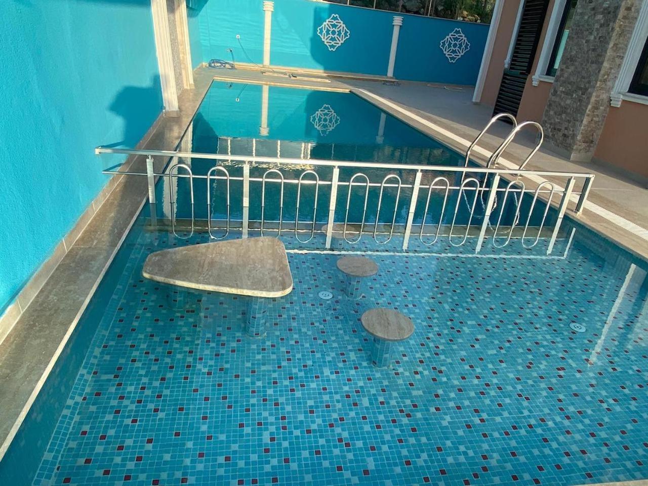 Villa - Luxux - Rooftop - Terrasse - Whirlpool - Pool *