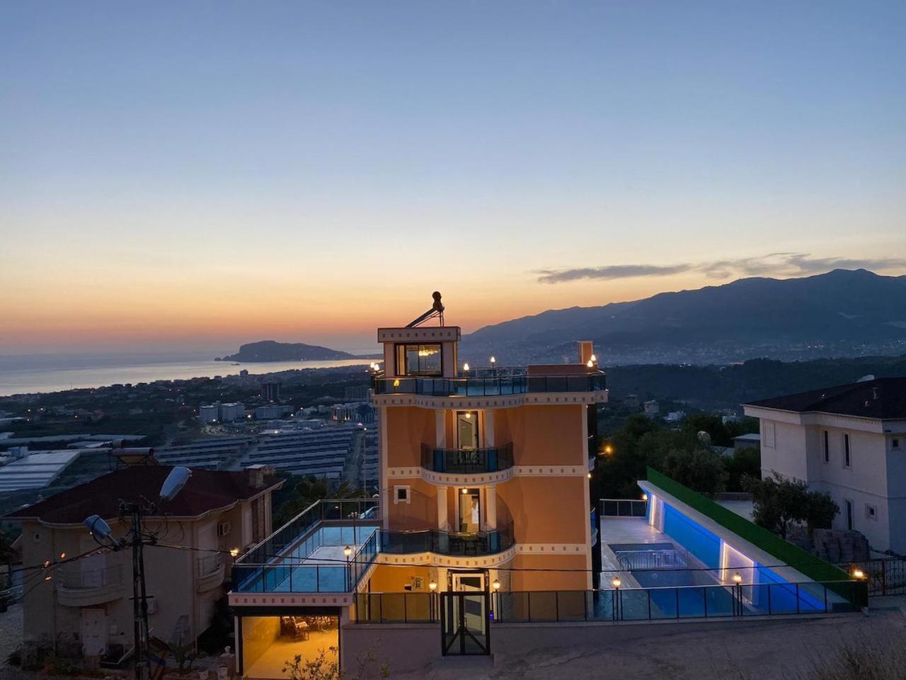 - Luxux - Rooftop - Terrasse - Whirlpool - Pool * Alanya
