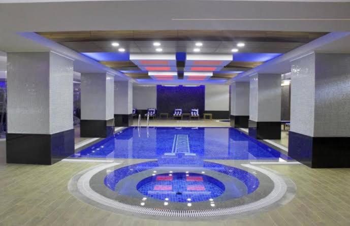 Apartment Luxury Flat 2 Mins From