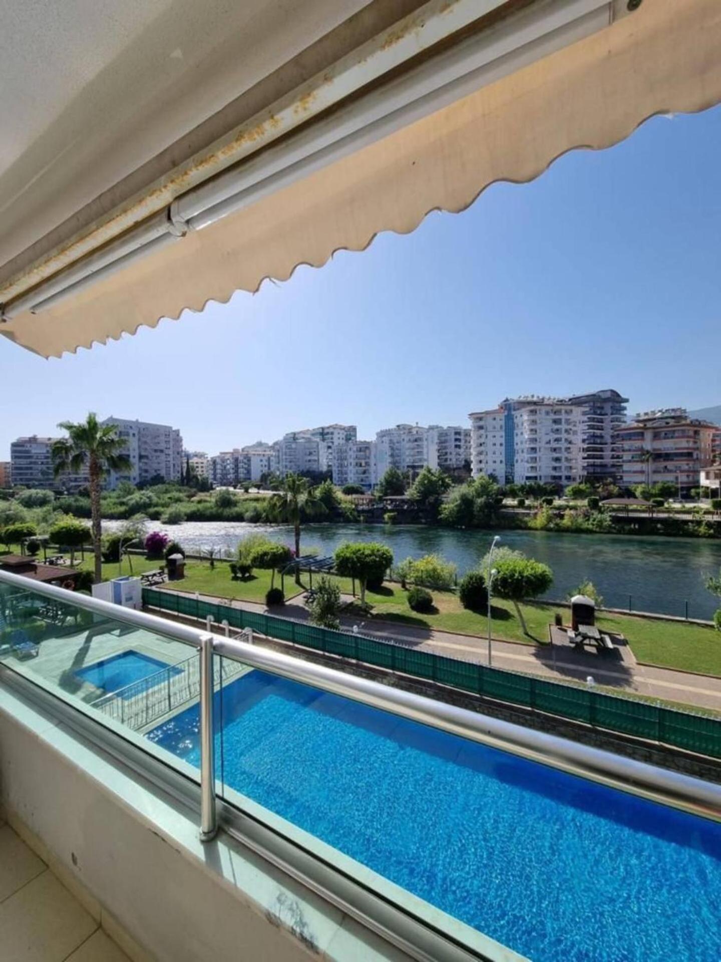 Comfortable With Beautiful Views Apartment