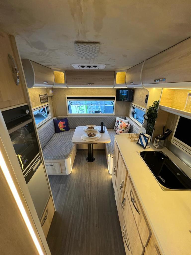 Renka Holidays And Caravans Hotel