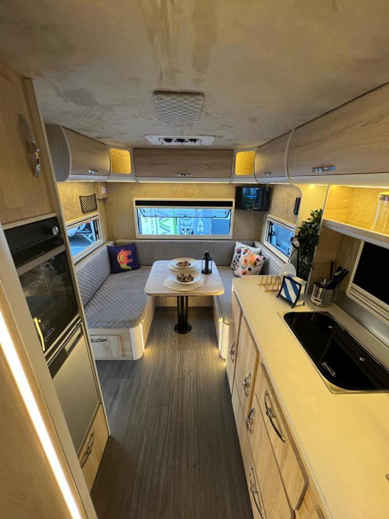 Renka Holidays And Caravans Hotel
