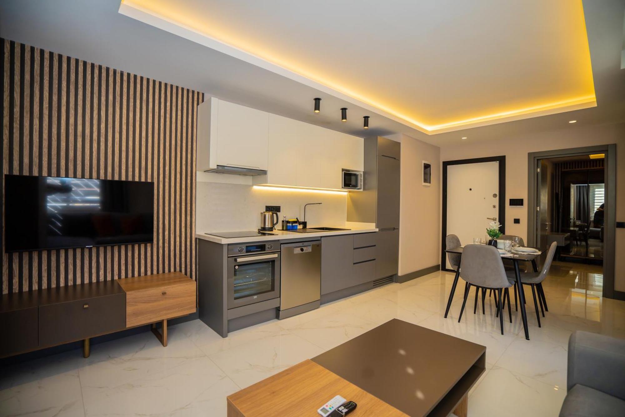 Elit Marin Luxury