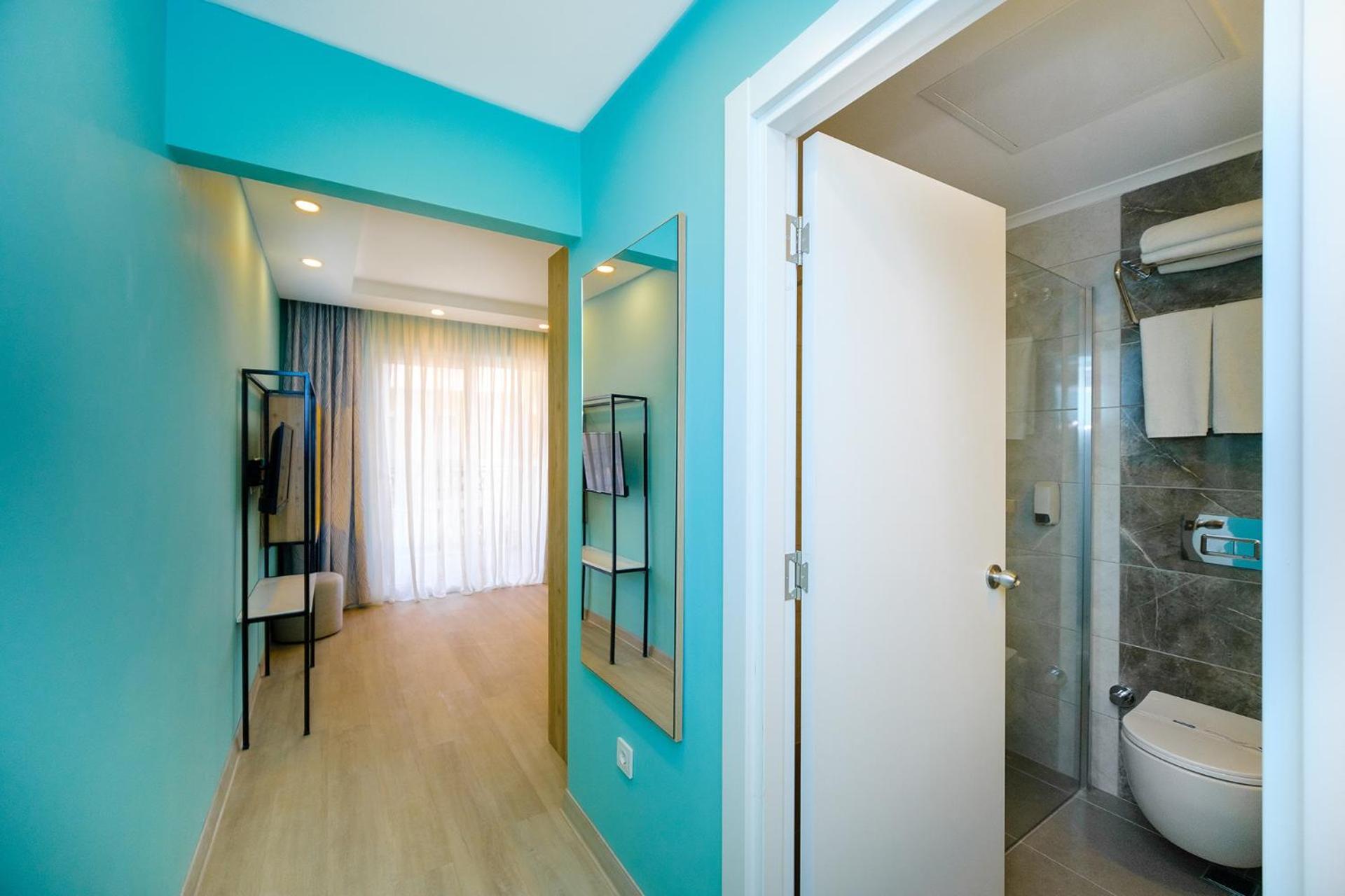 Apart Otel Sunflower 4*