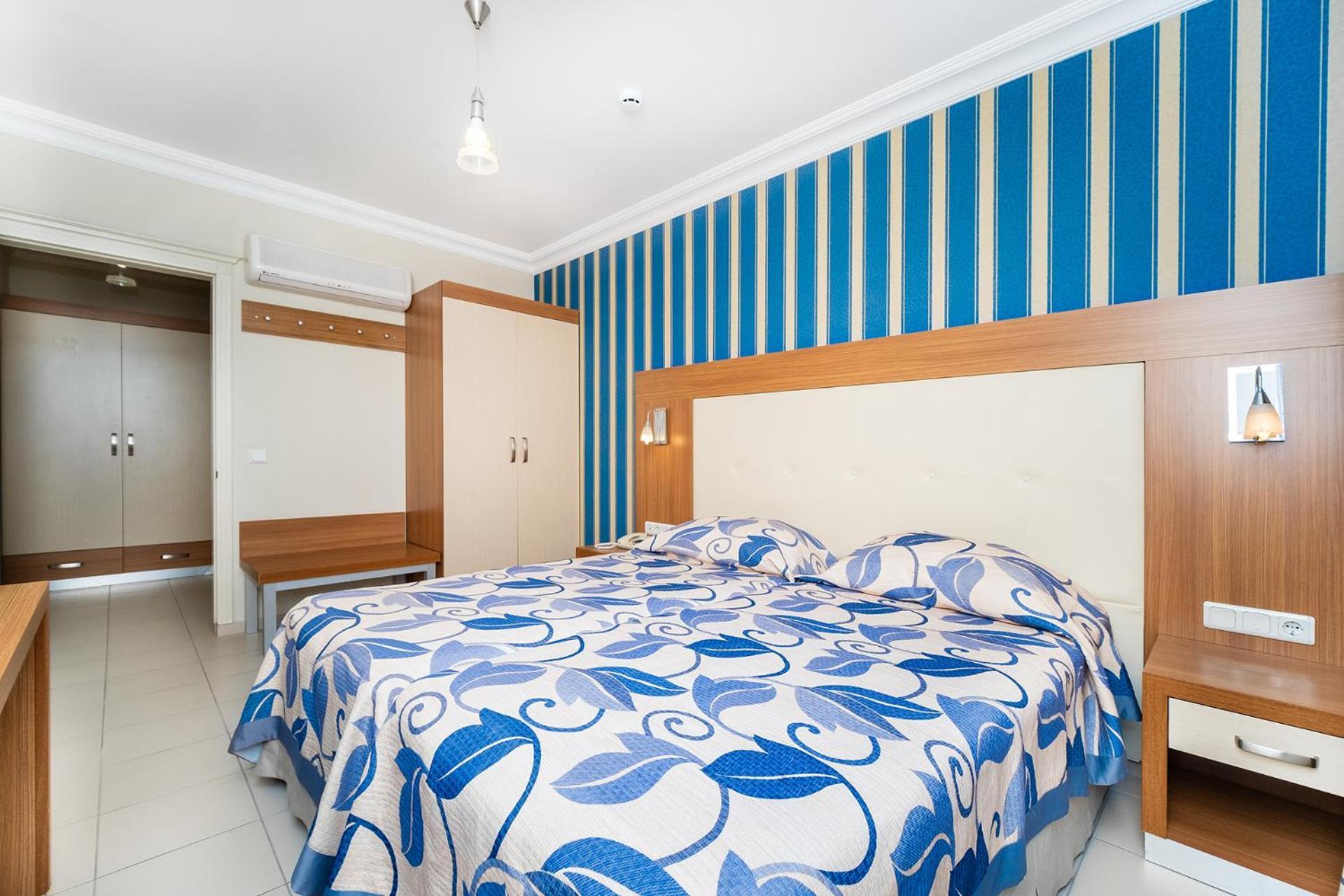 Apart Otel Sunflower 4*