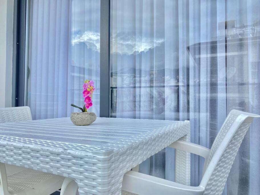 Apartment Rose 6 Comfort Living At Cleopatra