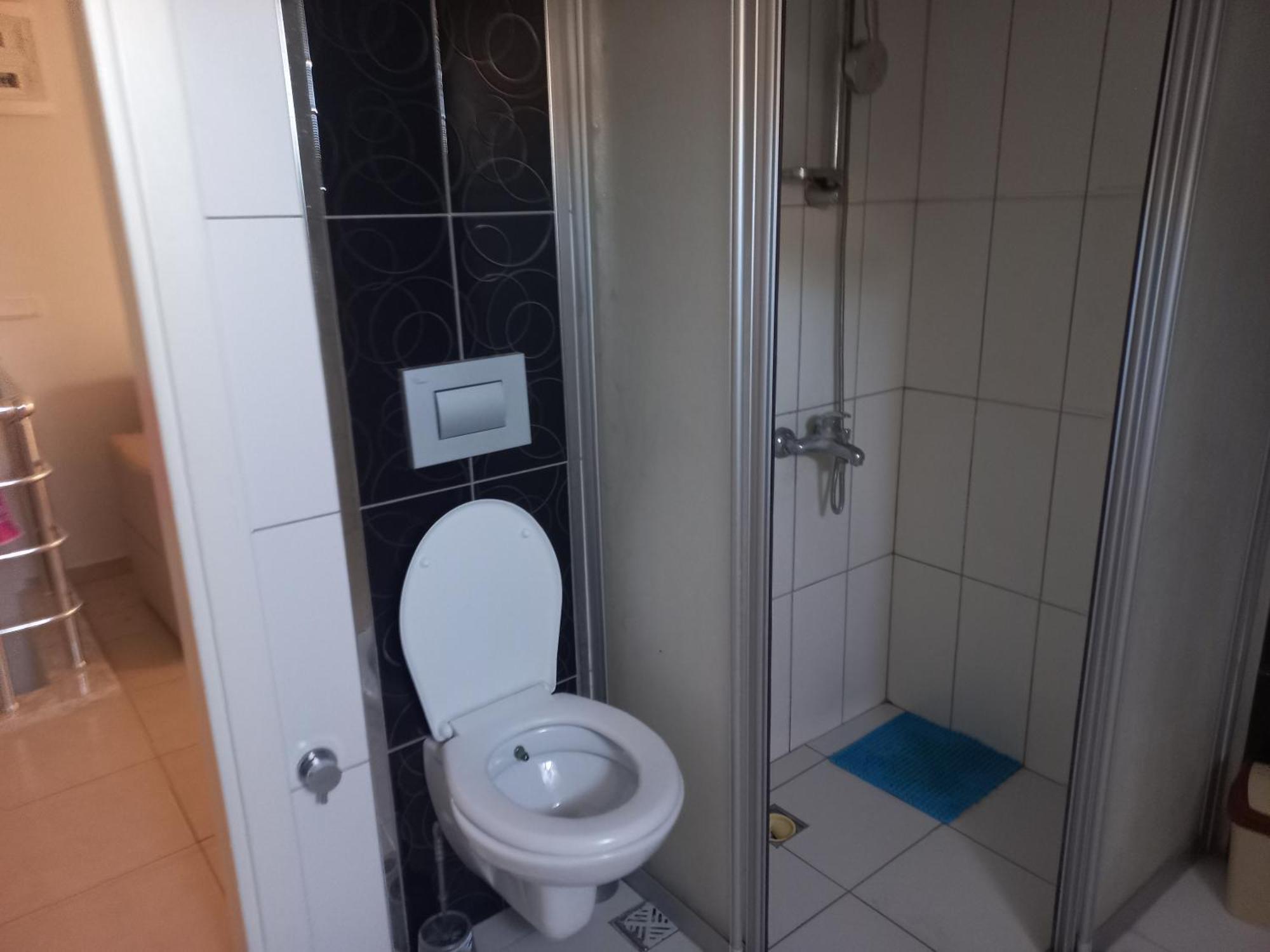 Lejlighed Comfort - Whole Appartments - Shared Kitchen - Airport Shuttle Bookable *