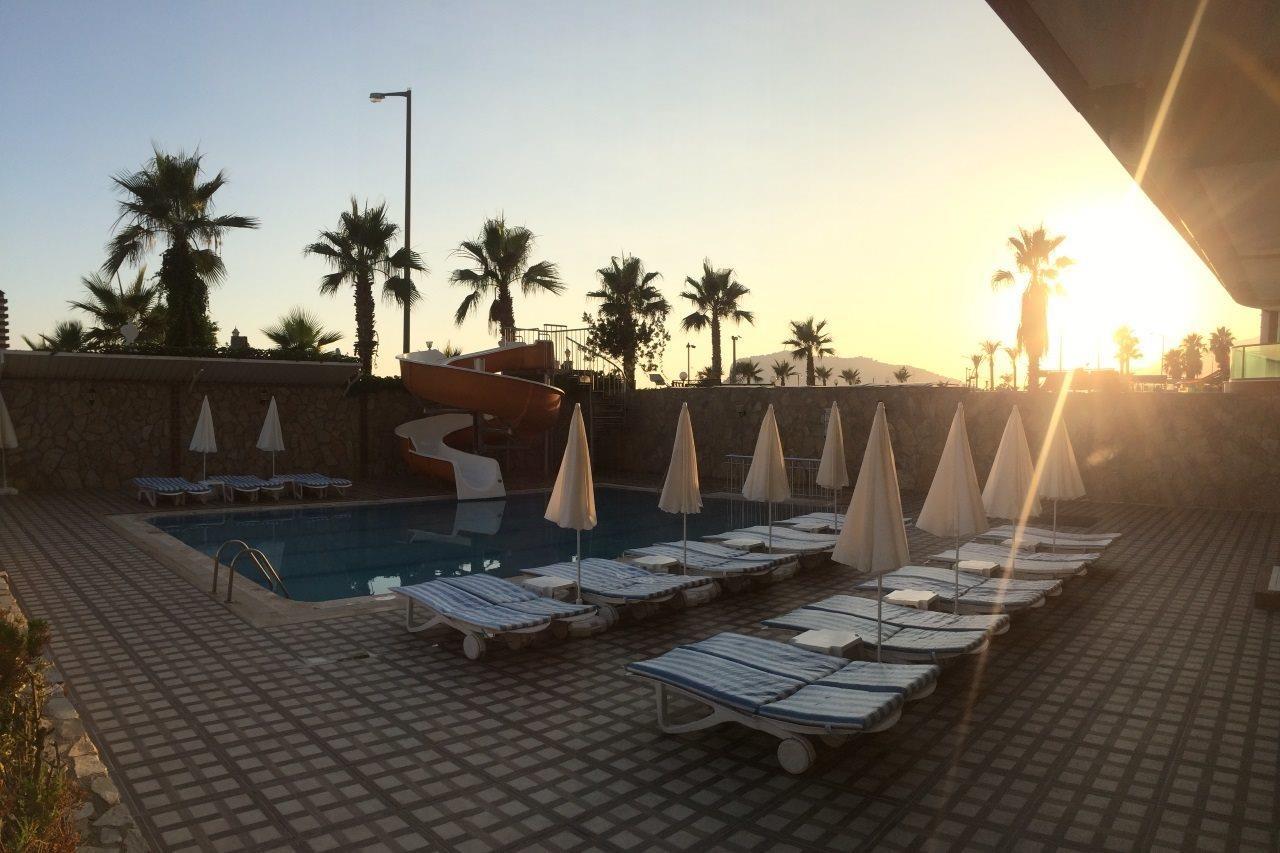 Hotel Club Bayar 4*