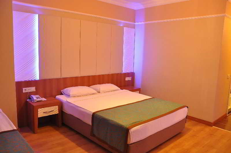Cleopatra Tac Hotel Alanya