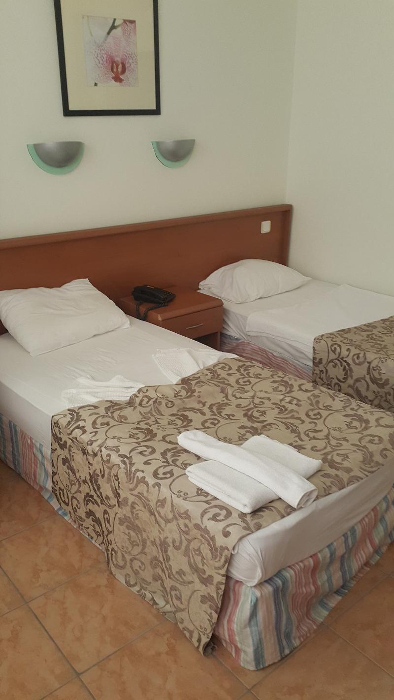San Francisco Hotel 2*