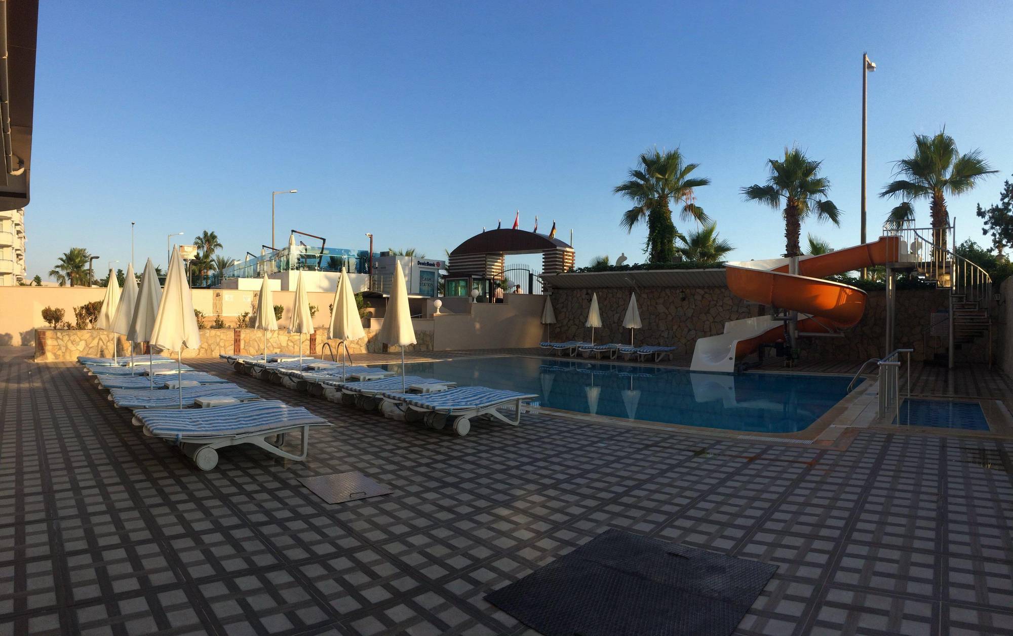 Club Bayar Hotel