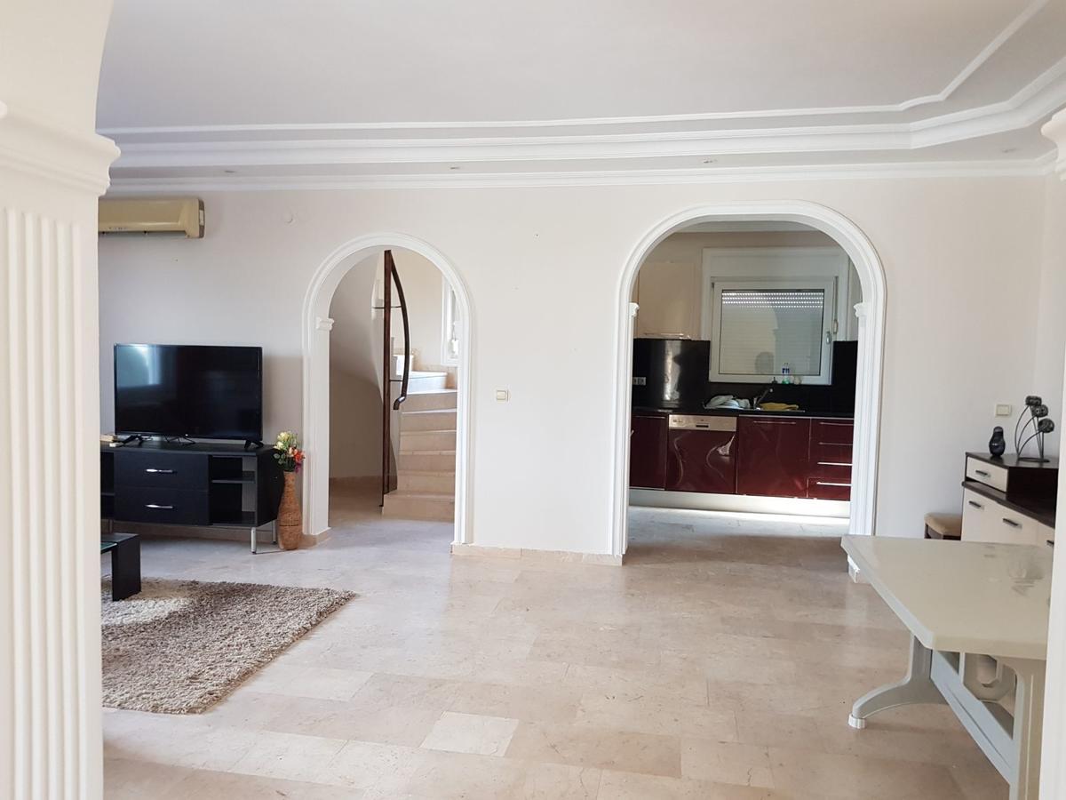 Villa Gold Bau 2