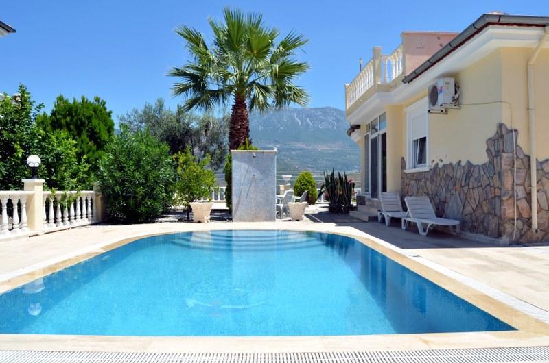 Villa Gold Bau 2