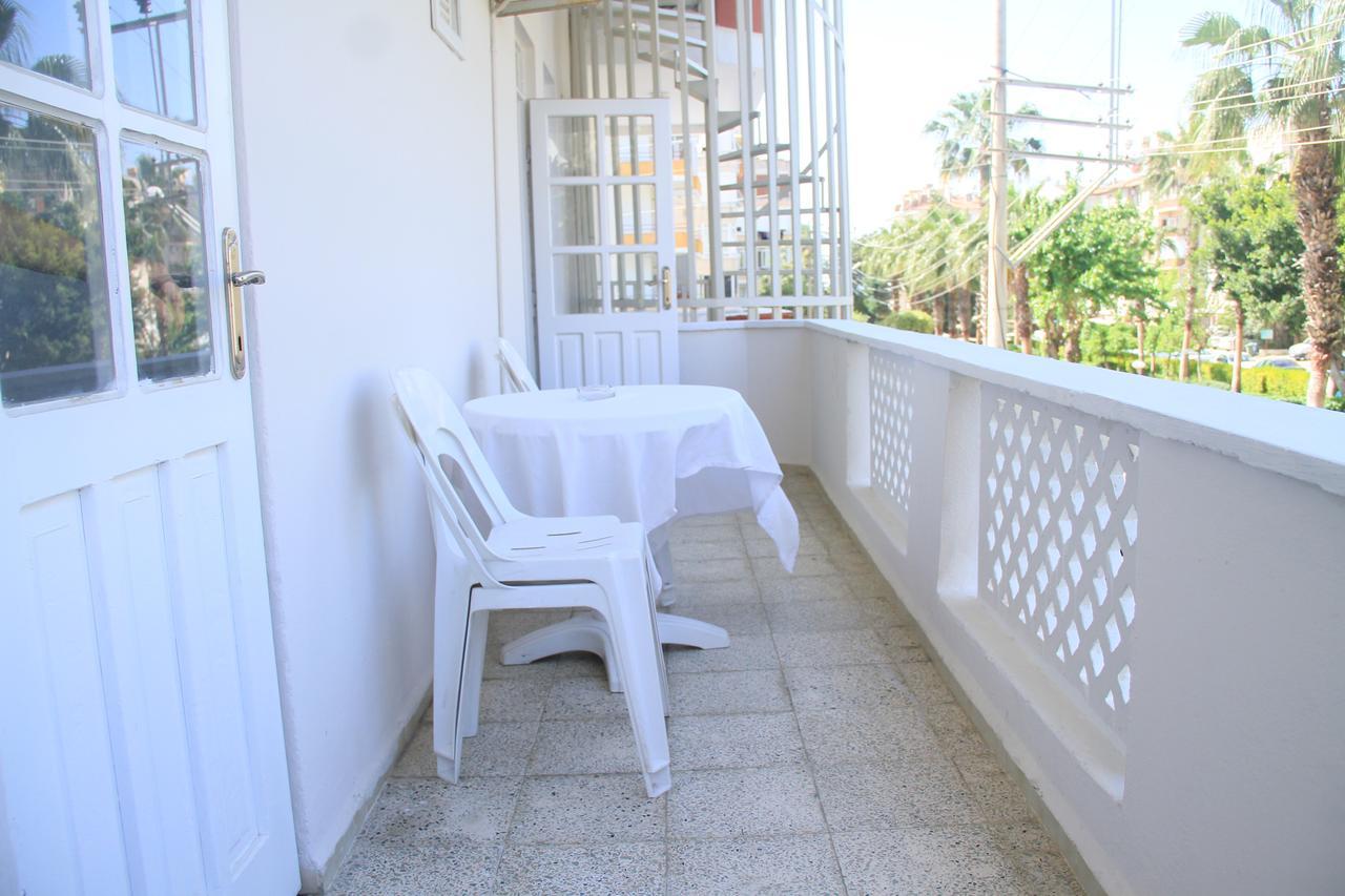 Cozmina Apart Hotel