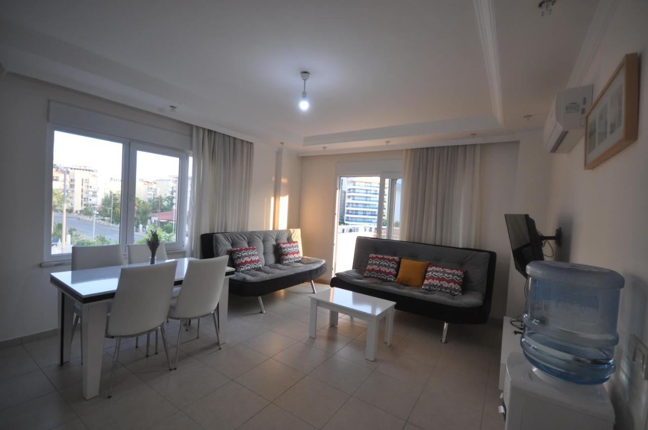 Mimoza Apartment *