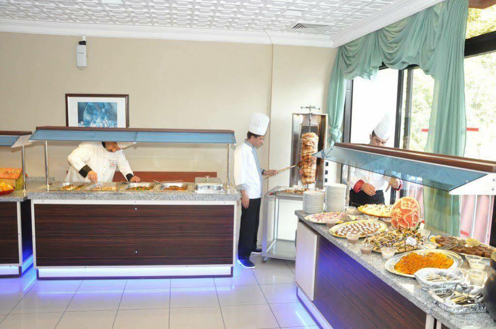 Hotel Deha