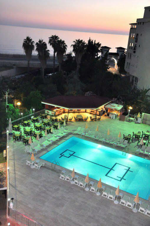 Deha Hotel 3*