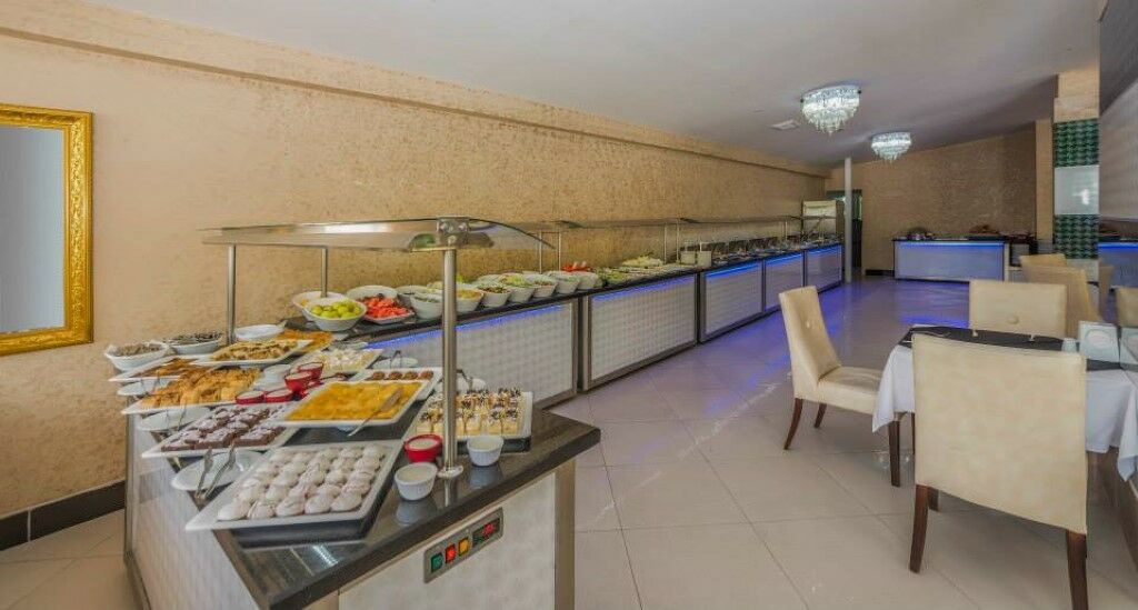 Hotel Cleopatra Tac 3*