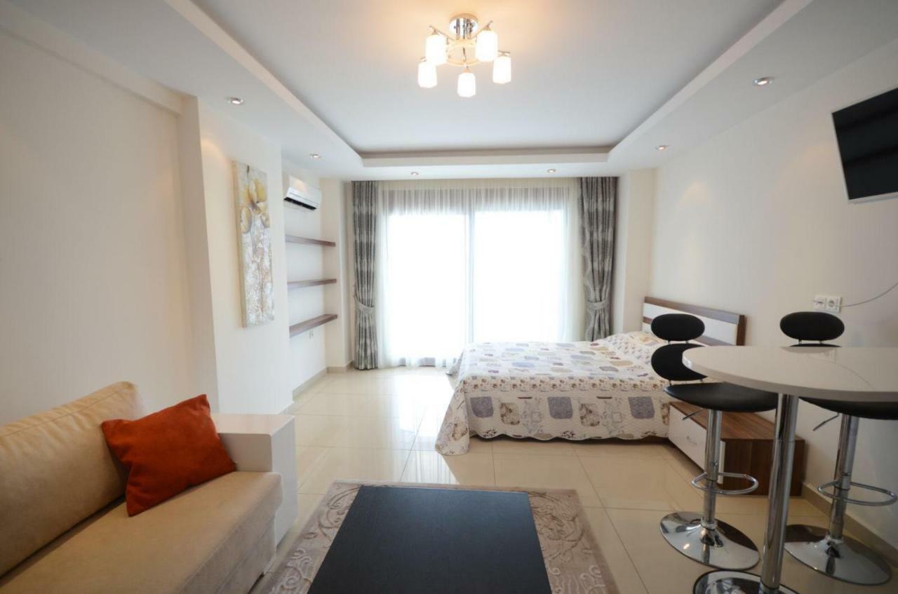 Crystal Park Apartment