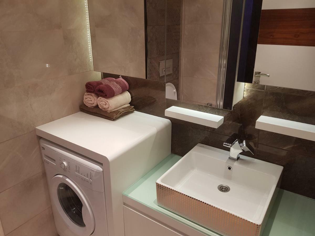 Besthome 20 Cleopatra Select Apartment