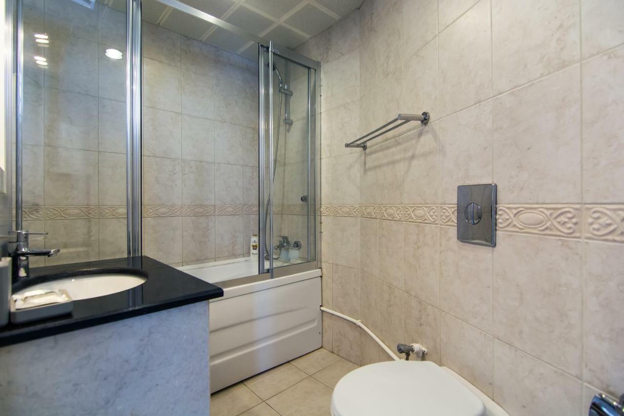 Castle - Adult Only Daire