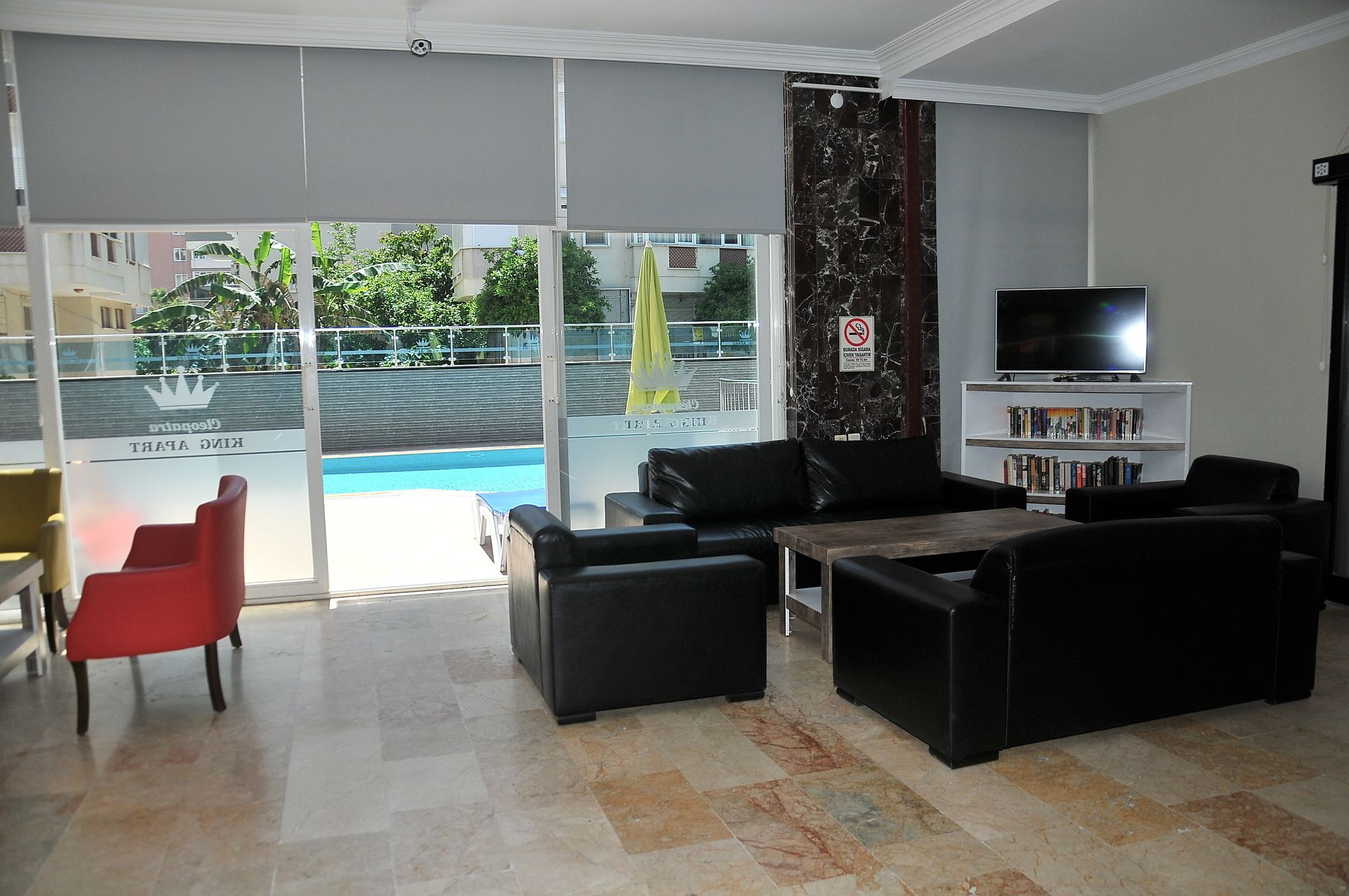 Cleopatra King Aparthotel