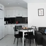 Art Life Apartments