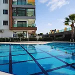 Luxurious Apartment With Sea View And Spa Center