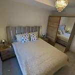Luxurious Apartment With Sea View And Spa Center