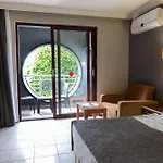 Kaila Krizantem Hotel
