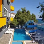 Lavina Hotel Okurcalar