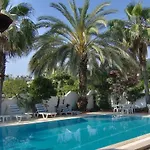 Murat Otel
