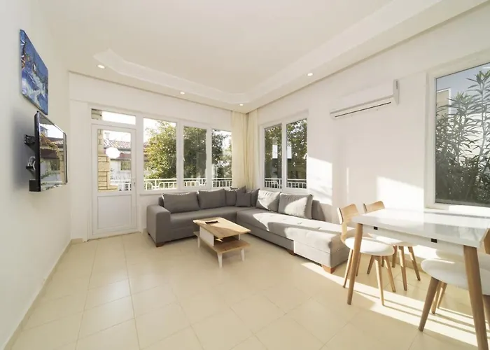 Refreshing Flat With Excellent Location In Alanya