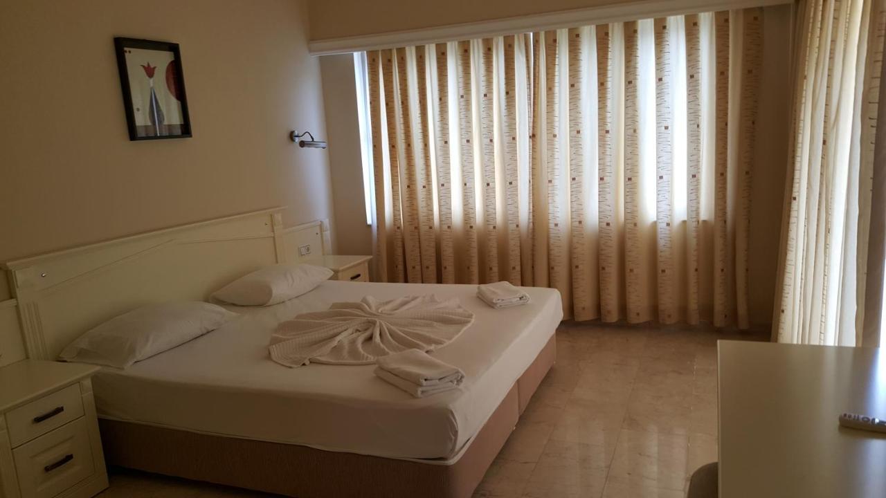 Aparthotel Goldcity 2 Bedroom *