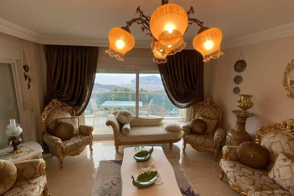 Bektas Luxury 5+2 Private Swimmingpol Villa