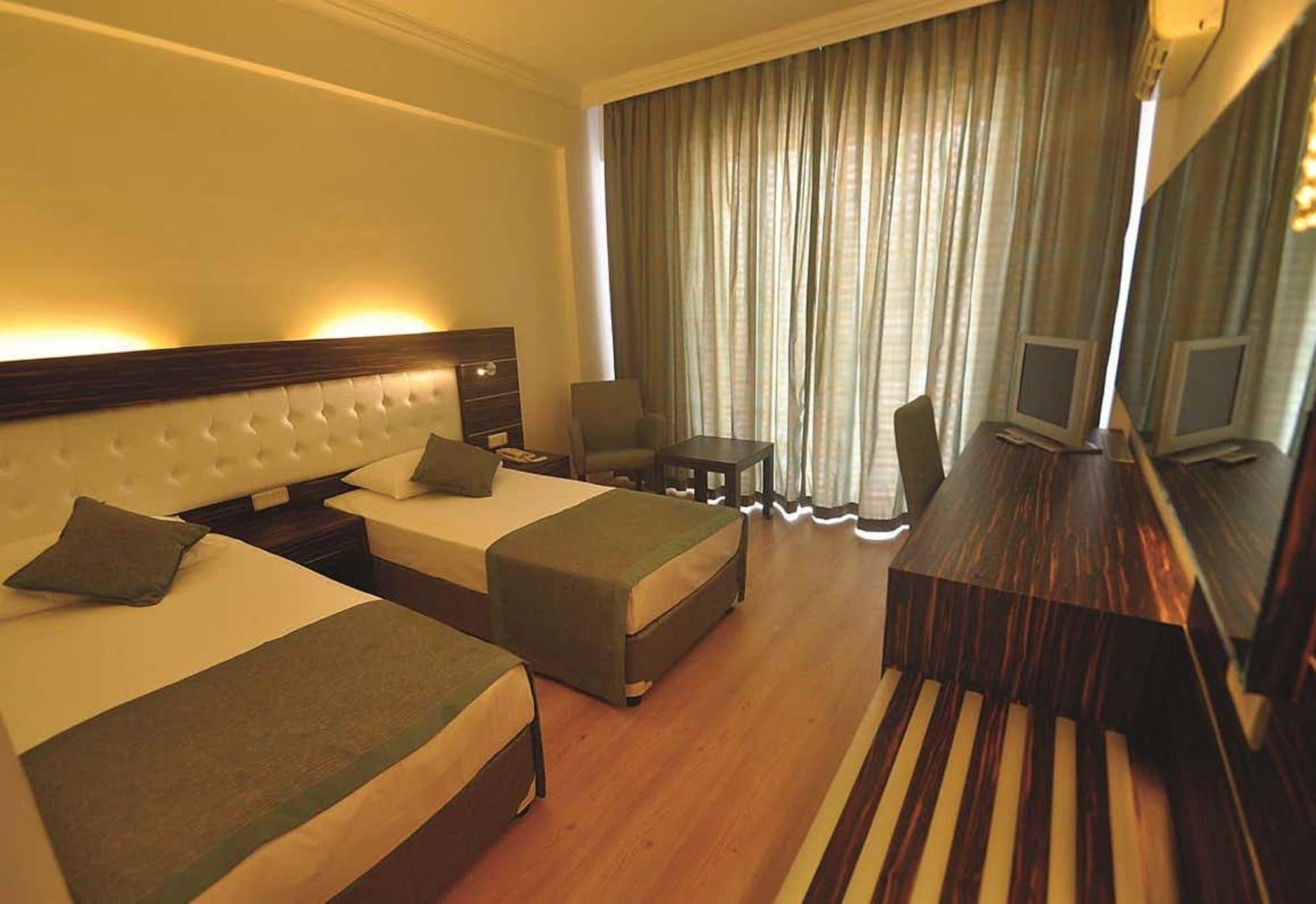 Hotel Sunny Hill Alya 4*